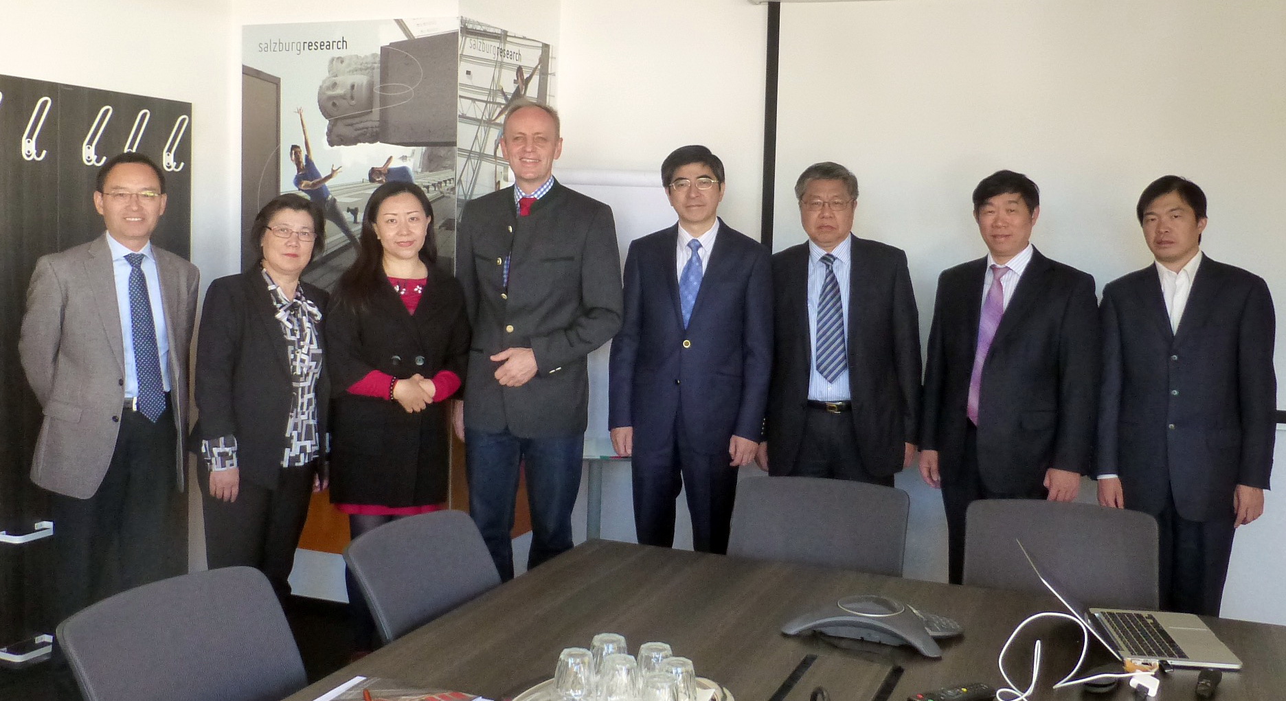 shanghai-delegation bei salzburg research