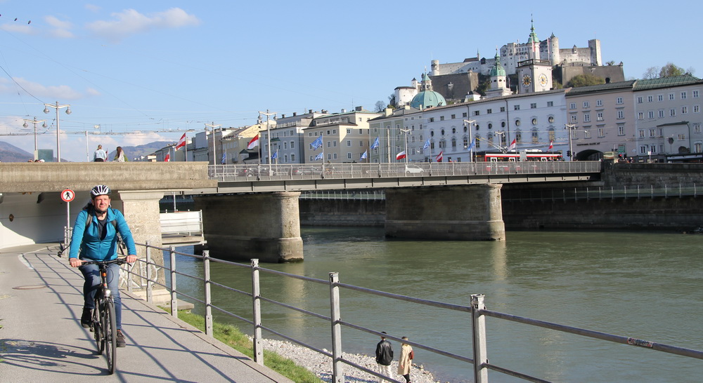 Radfahrer in der Stadt Salzburg