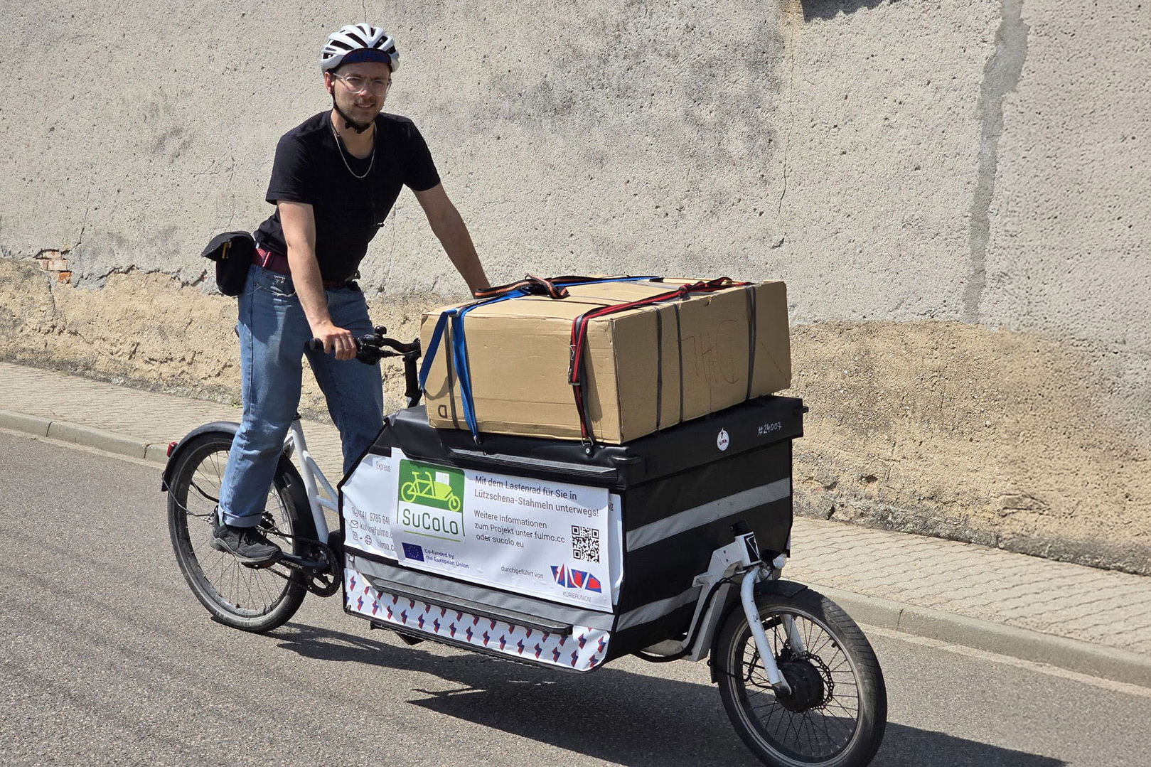 Praxistest in Leipzig: Lastenräder und mobile Mikro-Hubs sollen urbane Lieferwege effizienter und nachhaltiger machen © Benjamin Gaunitz, Logistik Living Lab, Universität Leipzig